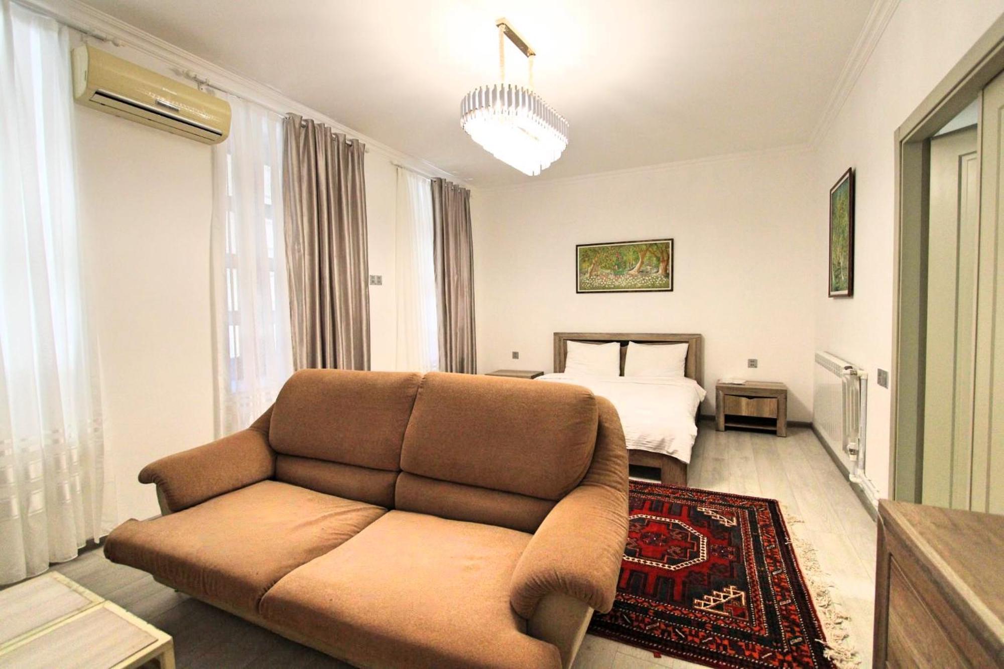 Antique Palace Baku Hotel Εξωτερικό φωτογραφία